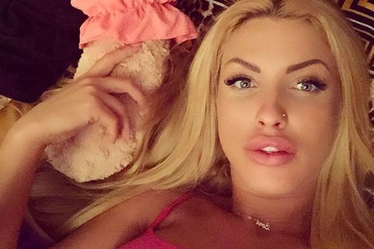 Αυτοκτόνησε όταν είδε γυμνή την κόρη του στο Playboy!