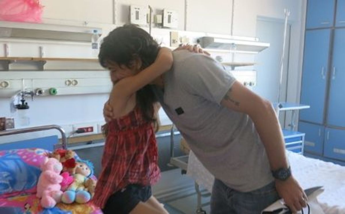 Ο Πάμπλο Γκαρσία συνάντησε τη μικρή Θεοδώρα (ΦΩΤΟ)