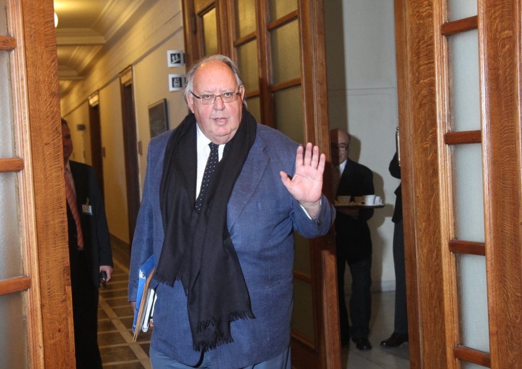 Θ.Πάγκαλος: “Όποιος διόρισε κοπρίτη, είναι δέκα φορές κοπρίτης”