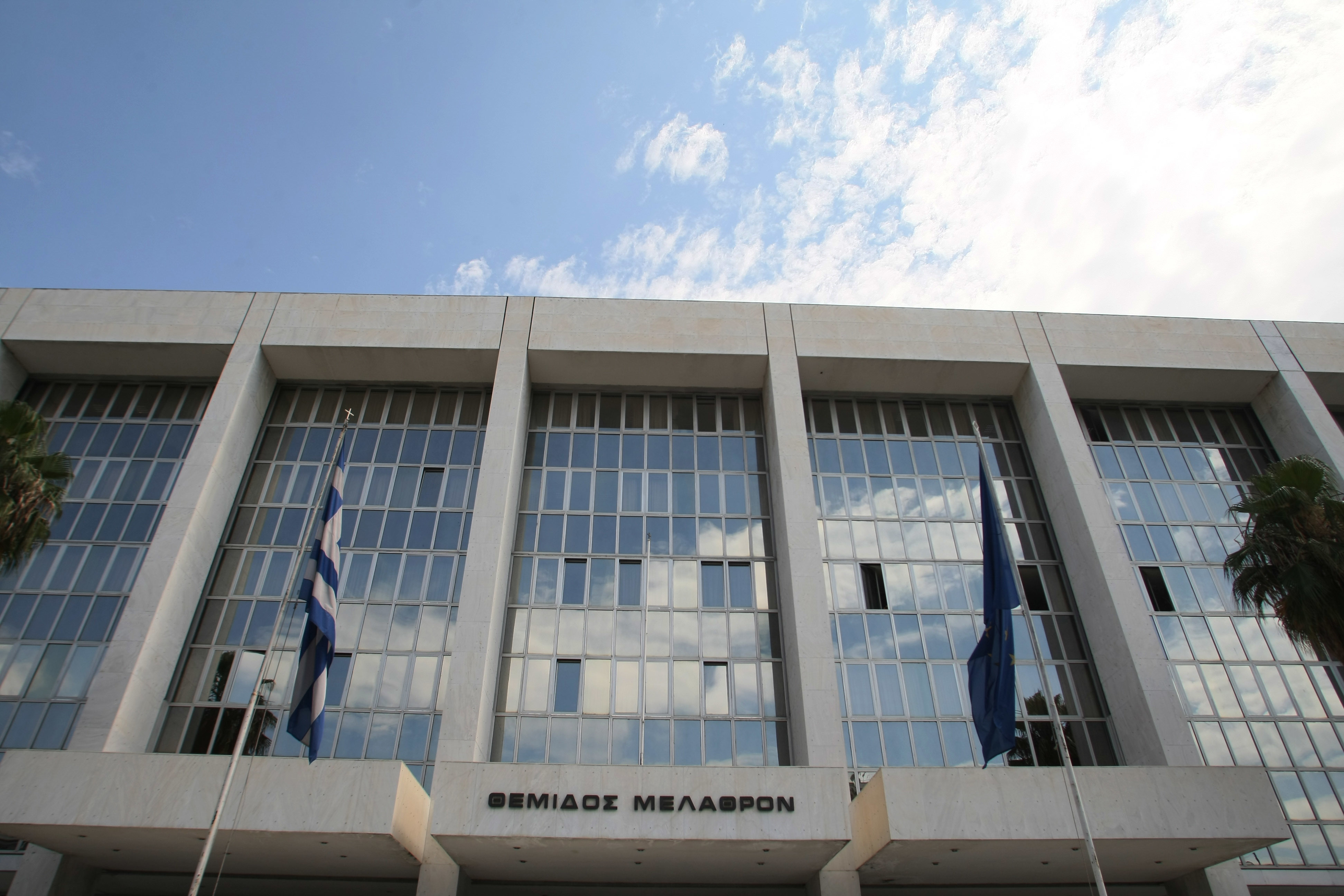 Άρειος Πάγος: Αντισυνταγματικές οι έφοδοι εφοριακών σε σπίτια χωρίς εισαγγελέα