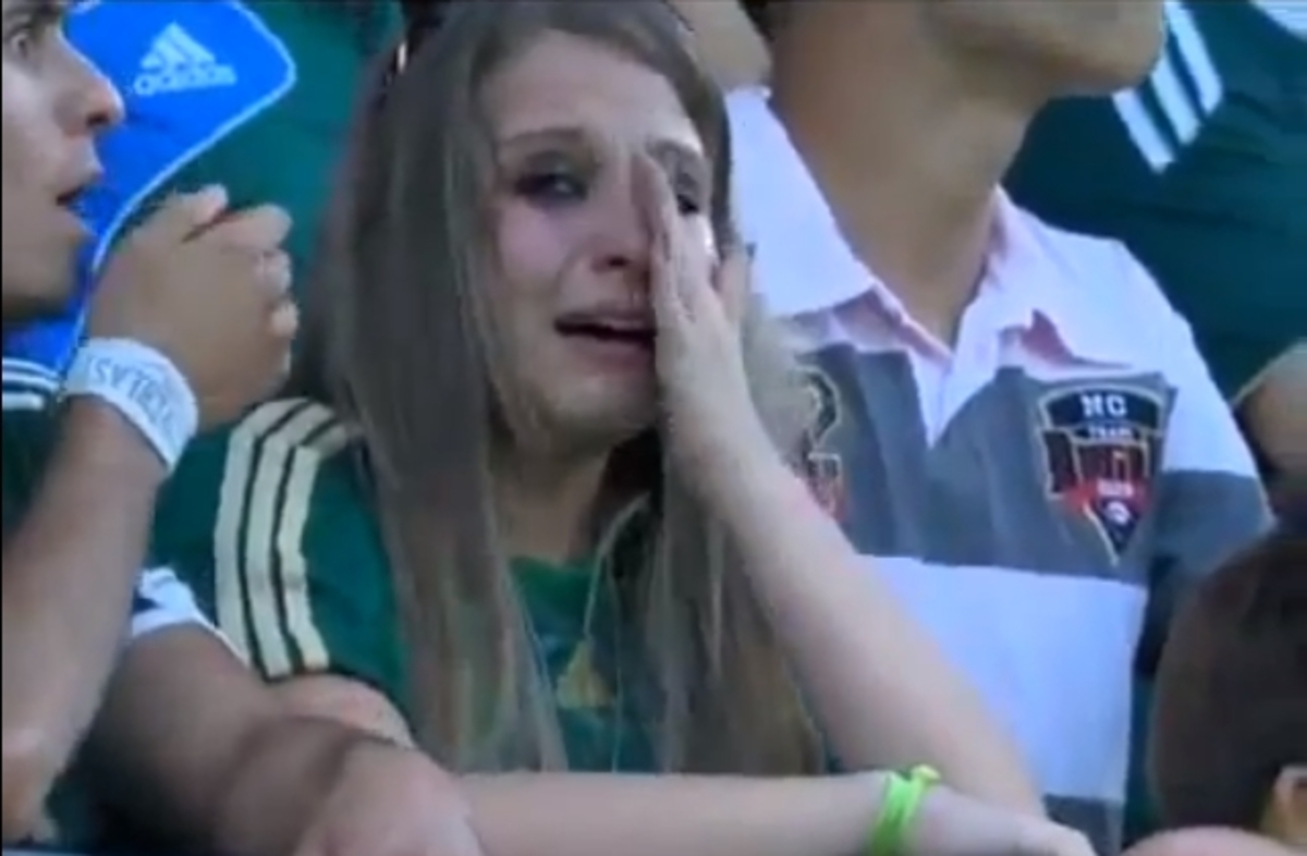 Γκολ και… κλάμα στην εξέδρα – Δείτε VIDEO