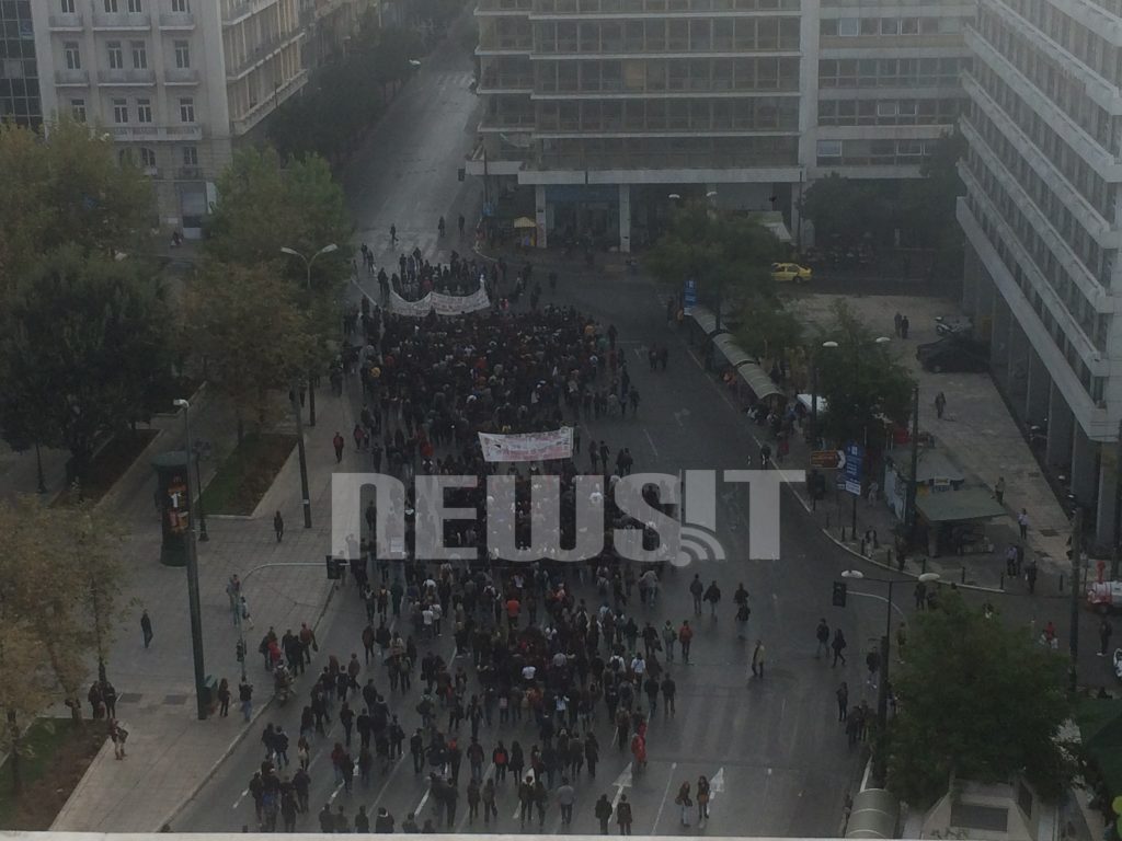 Επιστρέφουν στα Προπύλαια μαθητές, φοιτητές, εκπαιδευτικοί- Ολοκληρώθηκε η πορεία
