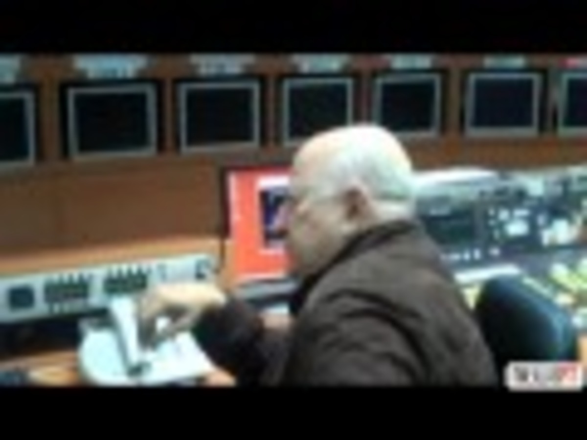Η πλάκα Πανούτσου – Καρπετόπουλου για το ντέρμπι