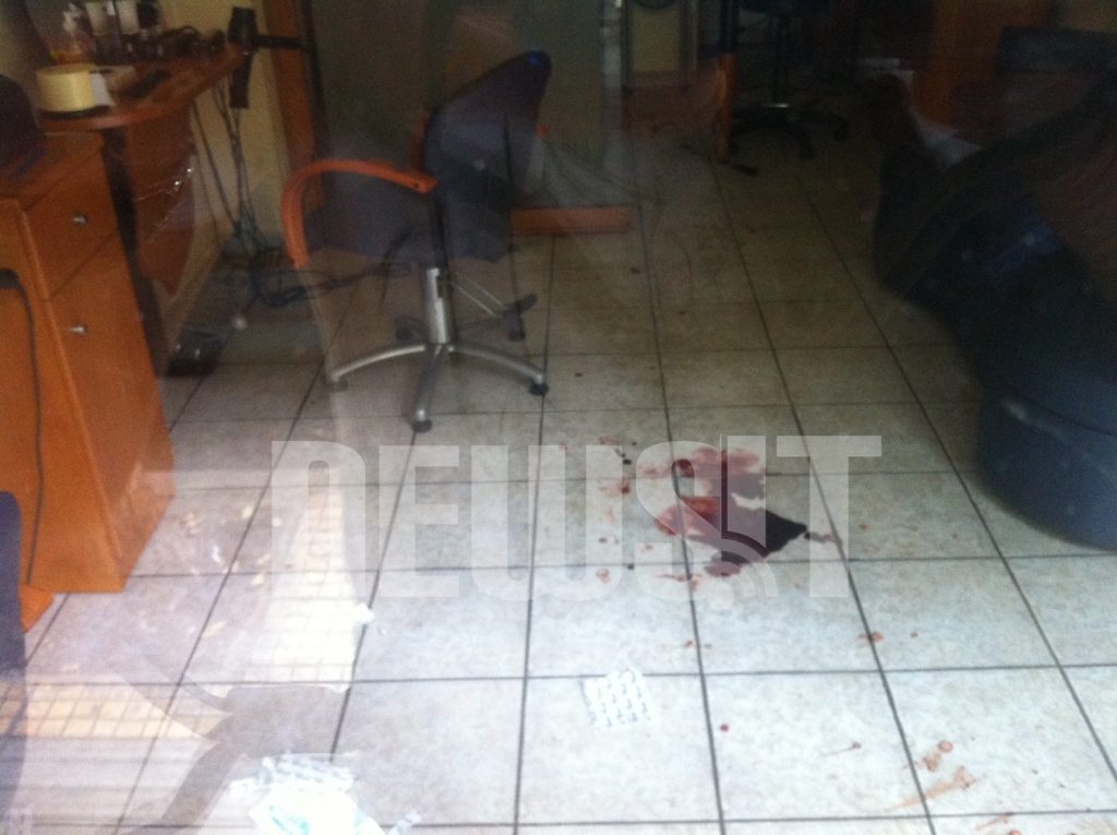 Άγρια νύχτα στον Άγιο Παντελεήμονα – Αφρικανοί μαχαίρωσαν Έλληνα – Ξεσηκώθηκαν οι κάτοικοι