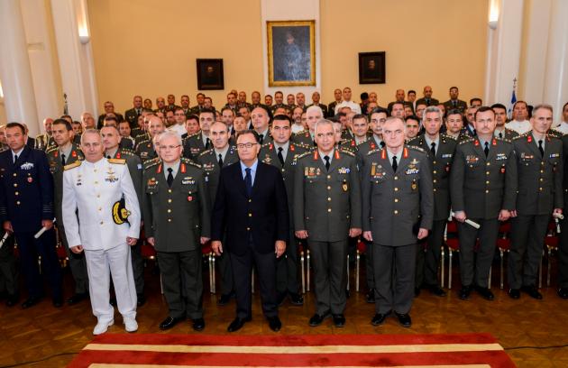 Αλλαγές στην εισαγωγή στις Σχολές Ενόπλων Δυνάμεων προανήγγειλε ο ΥΕΘΑ