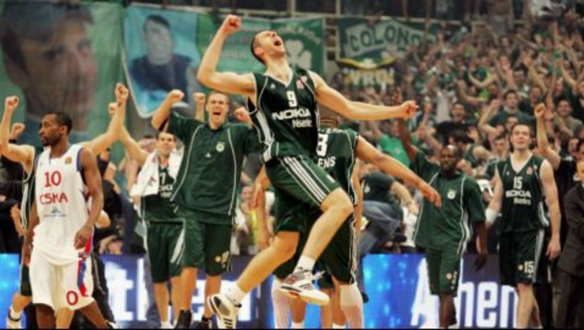 To 4o στο σπίτι του! (Vids)
