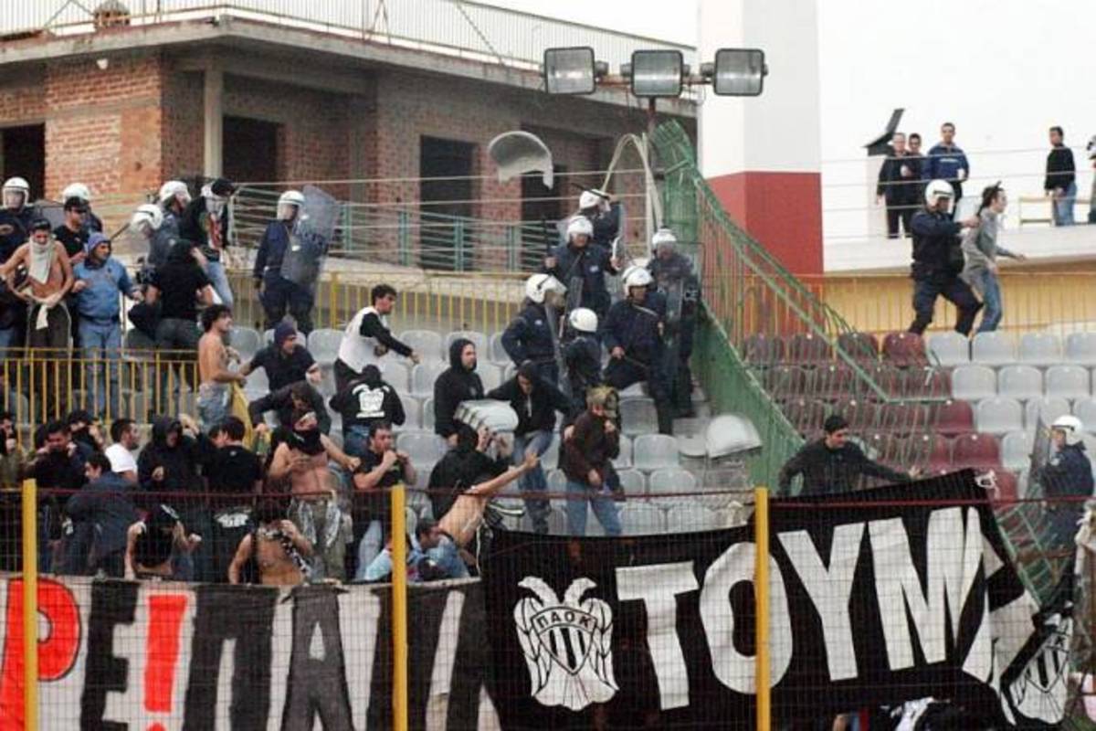 Ένταση μεταξύ οπαδών πριν το Καλλιθέα – ΠΑΟΚ