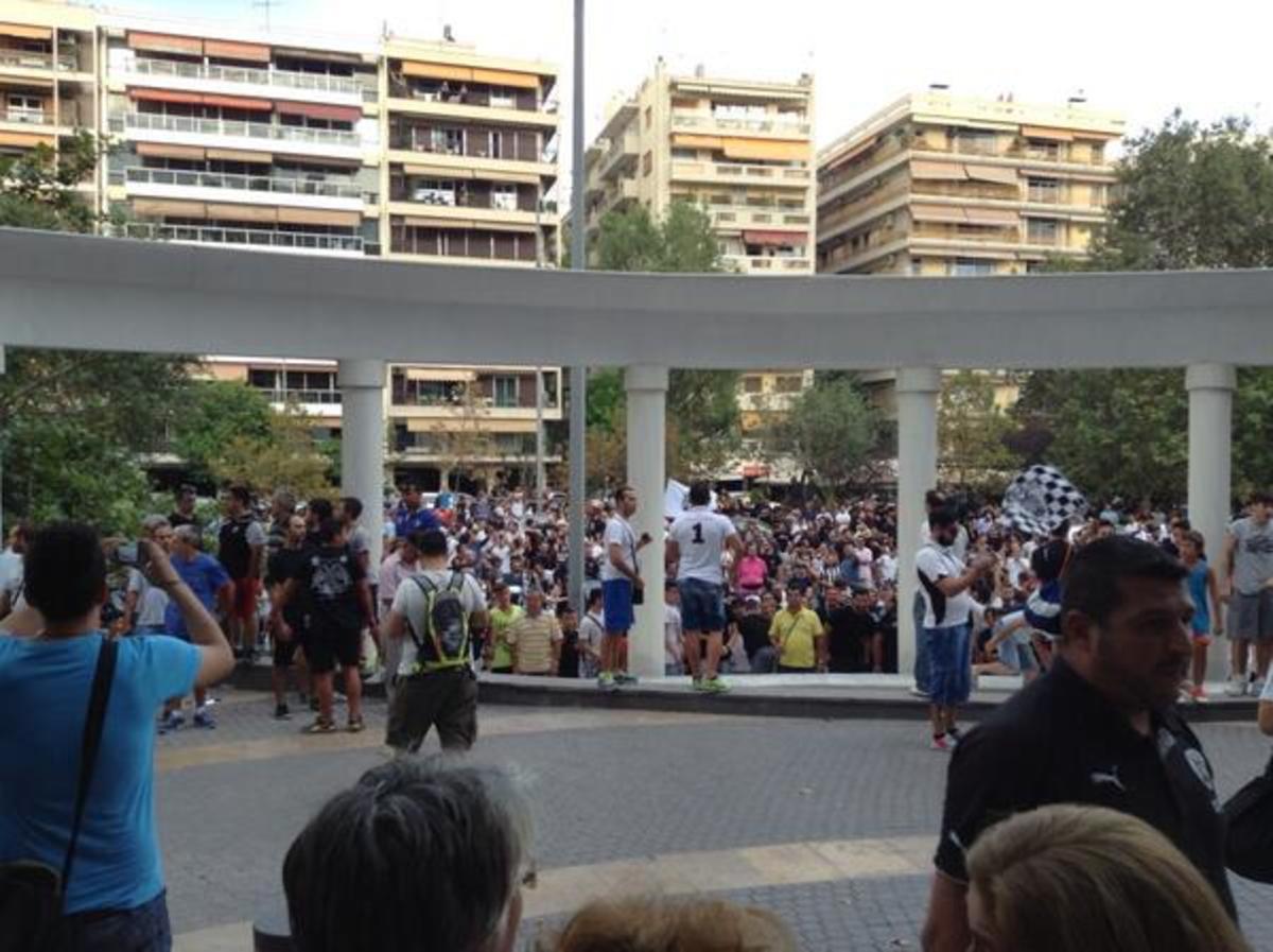 Παροξυσμός στο ξενοδοχείο του ΠΑΟΚ! – Με συνοδεία στο γήπεδο η αποστολή(PHOTOS)