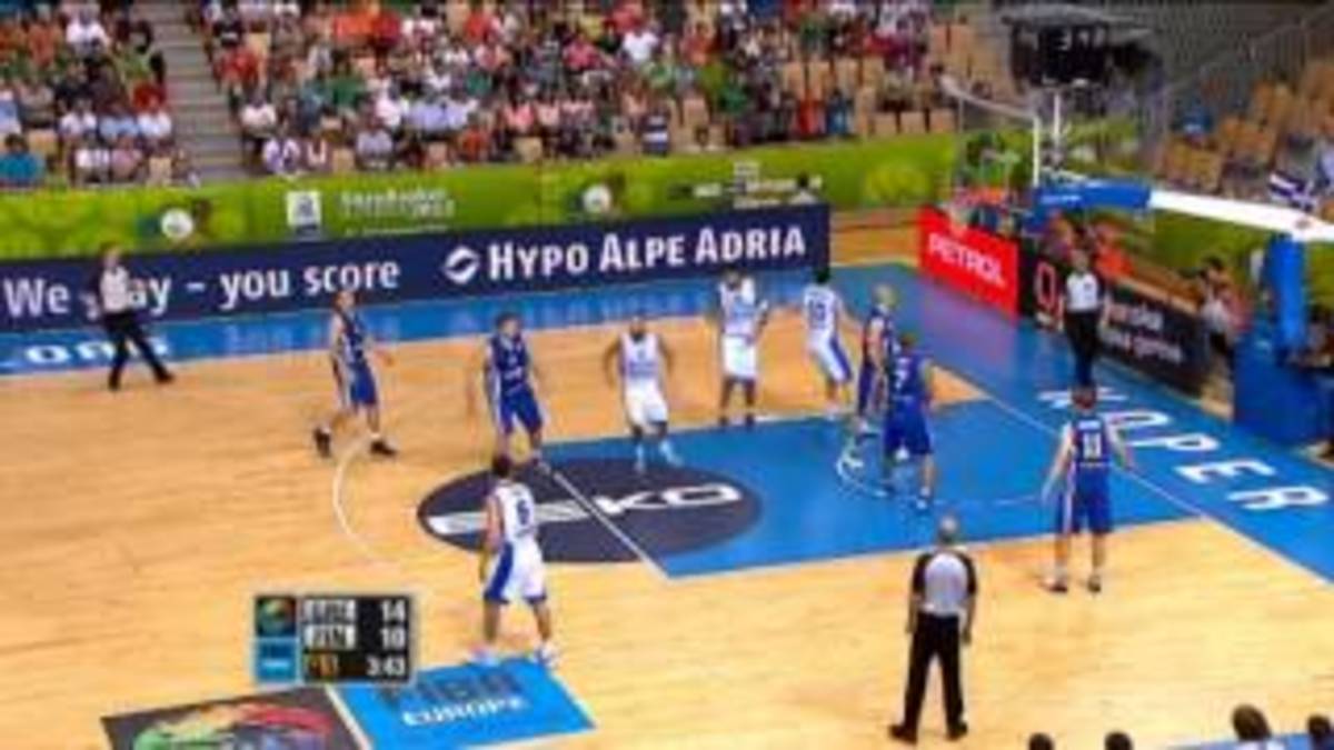 Το κάρφωμα του Παπανικολάου