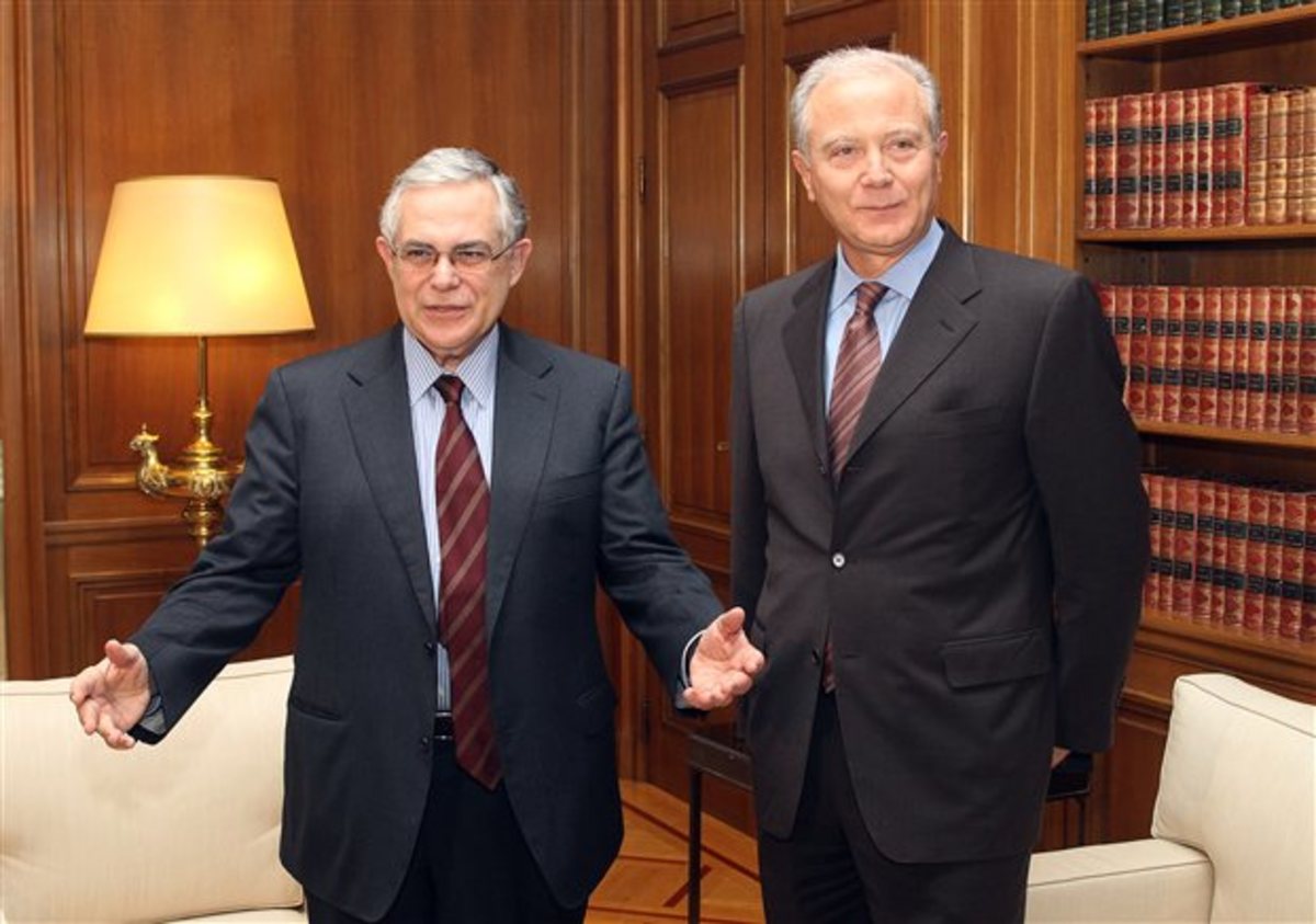 Ο Πρωθυπουργός με τον Διοικητή της Τράπεζας της Ελλάδος