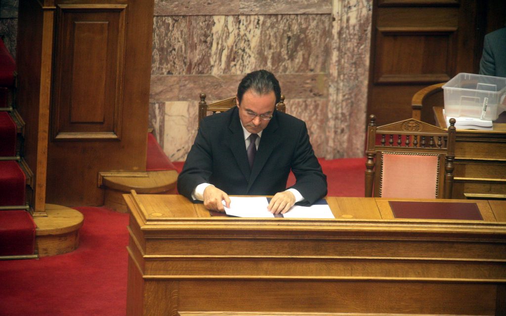 Ο εισαγγελέας θέλει στο σκαμνί του Ειδικού Δικαστηρίου τον Παπακωνσταντίνου για τη λίστα Λαγκάρντ