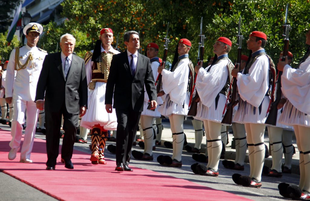 Συνάντηση Παπούλια -Πλεβνέλιεφ για την ανάπτυξη των σχέσεων Ελλάδας -Βουλγαρίας