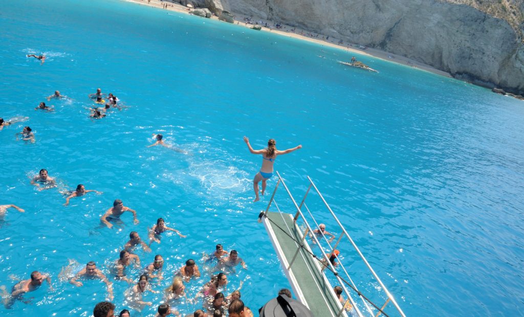 Τι να αλλάξεις για να χάσεις κιλά πριν βγεις στην παραλία!