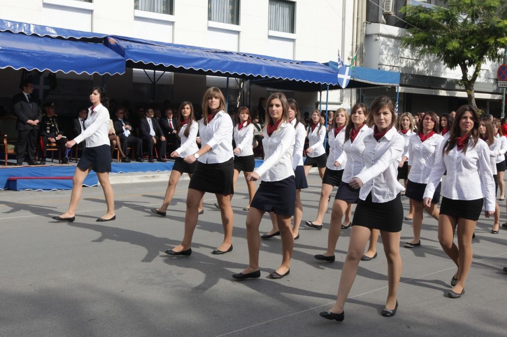 Που δε θα στηθούν εξέδρες επισήμων στις παρελάσεις της 25ης Μαρτίου