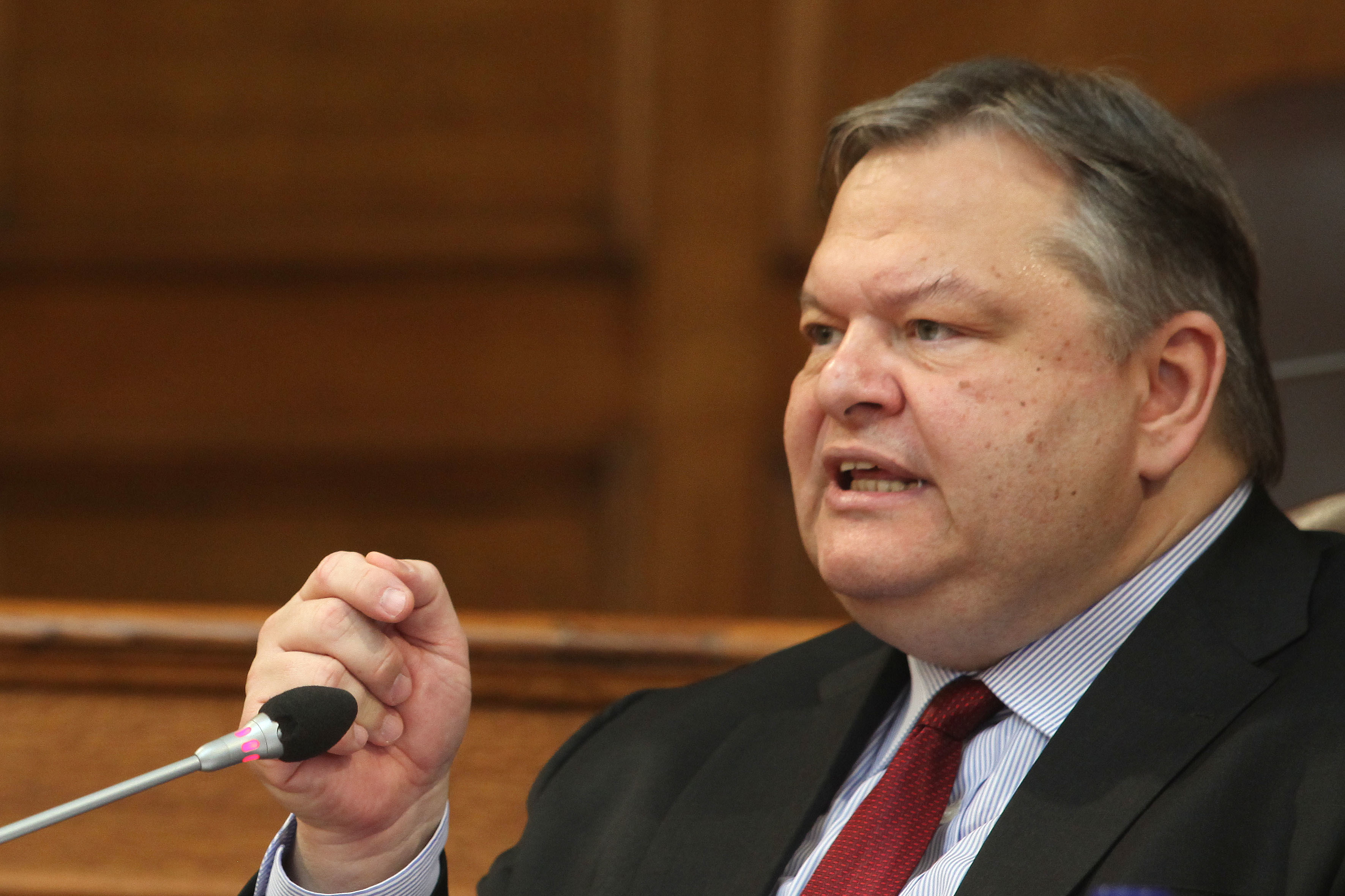 Ευ. Βενιζέλος: Δεν μπορούμε να δεχτούμε άλλες μειώσεις σε μισθούς και συντάξεις