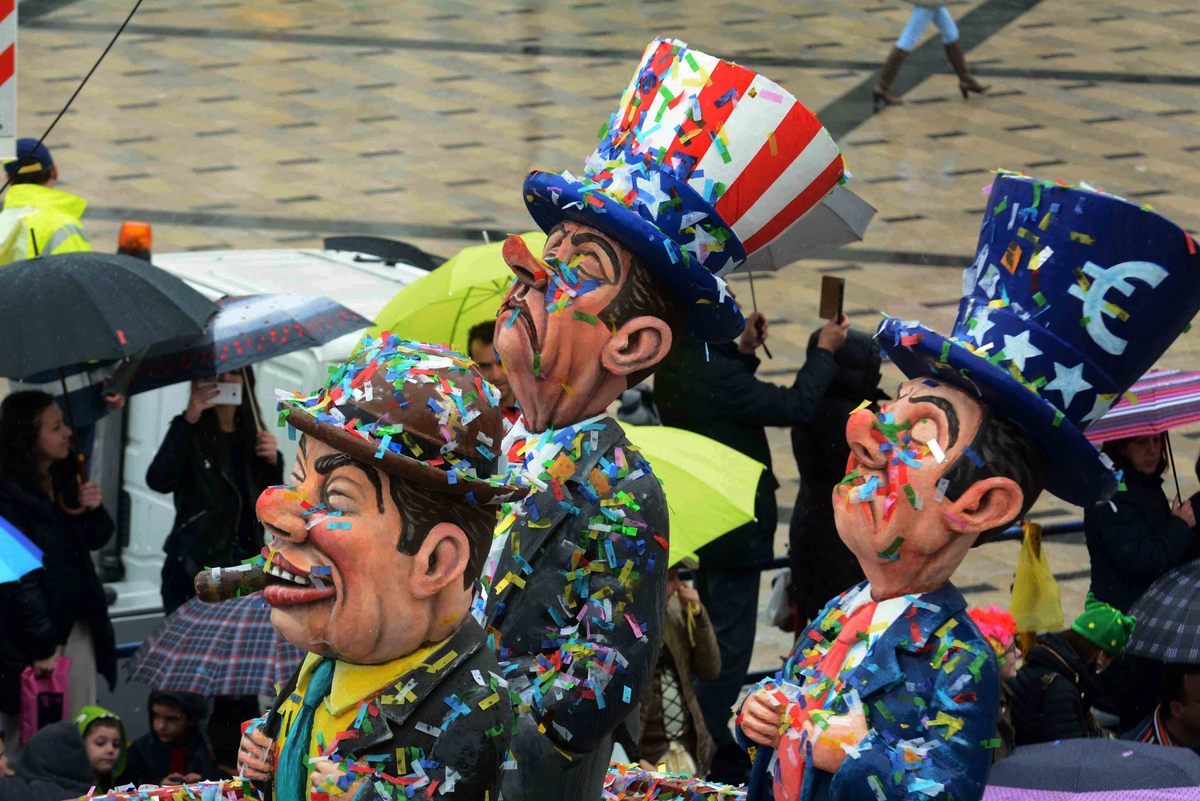 Πατρινό Καρναβάλι για πάντα: Εικόνες από τη Μεγάλη Παρέλαση [pics]