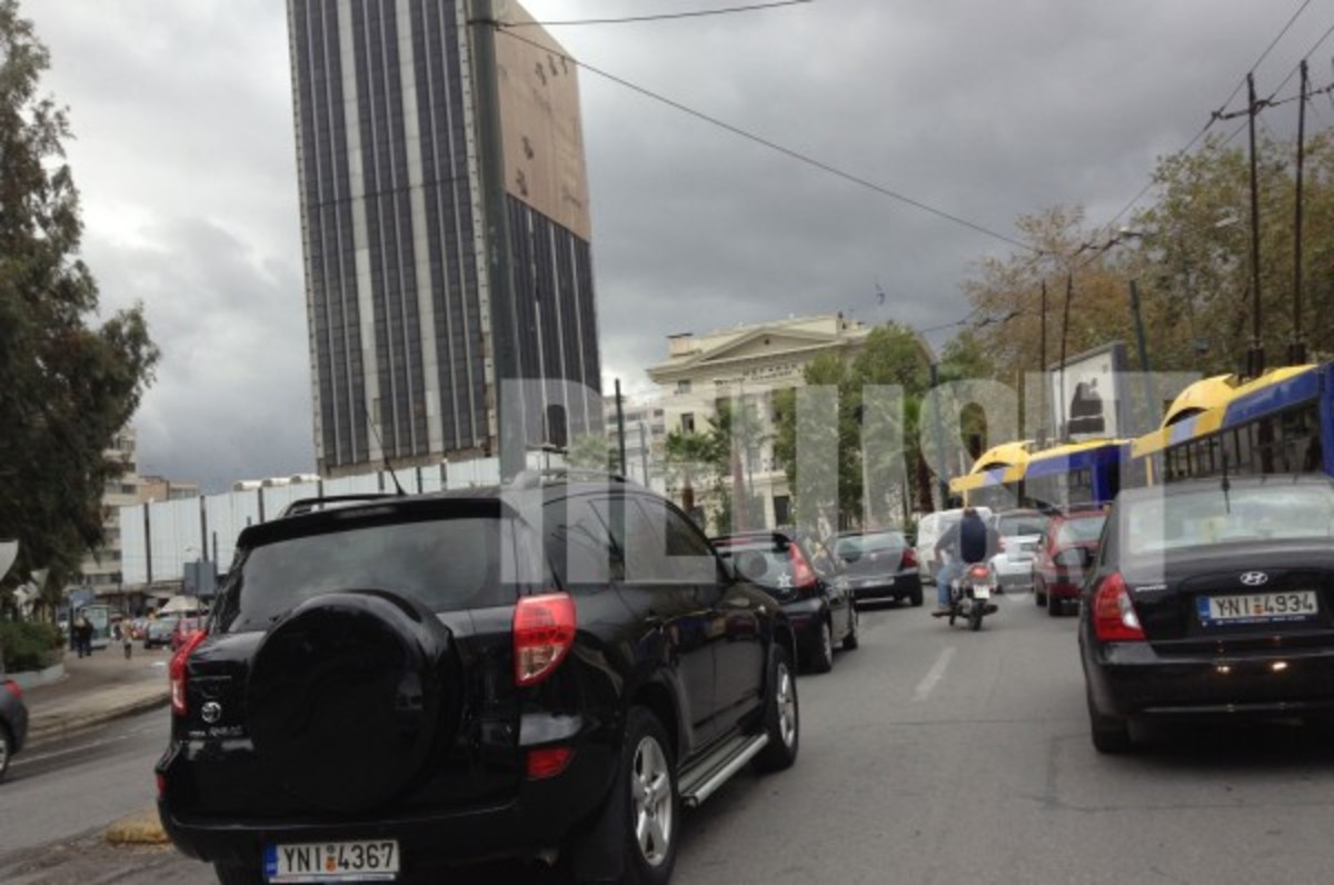 Πουλάει 5 ακίνητα ο Δήμος Πειραιά