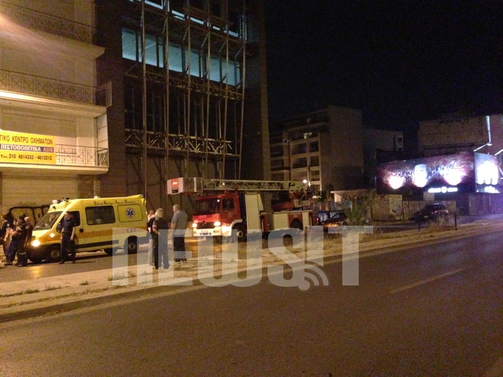 Ρώσος απειλούσε ότι έχει καραμπίνα κλειδωμένος στο σπίτι με το 14χρονο γιο του