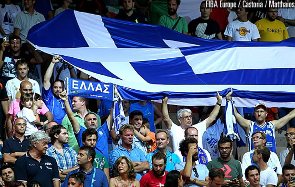 Οι “Πελαργοί” εξέφρασαν την εμπιστοσύνη τους και την στήριξή τους στην Εθνική ομάδα ΦΩΤΟ eurobasket2013.org