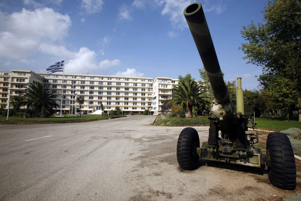 Το “βαθύ κράτος” του στρατεύματος.Υπάρχει και στην Ελλάδα.Πως θα ξηλωθεί;