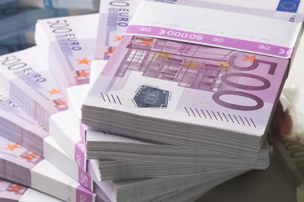 5 δισ. ευρώ άντλησε το Δημόσιο