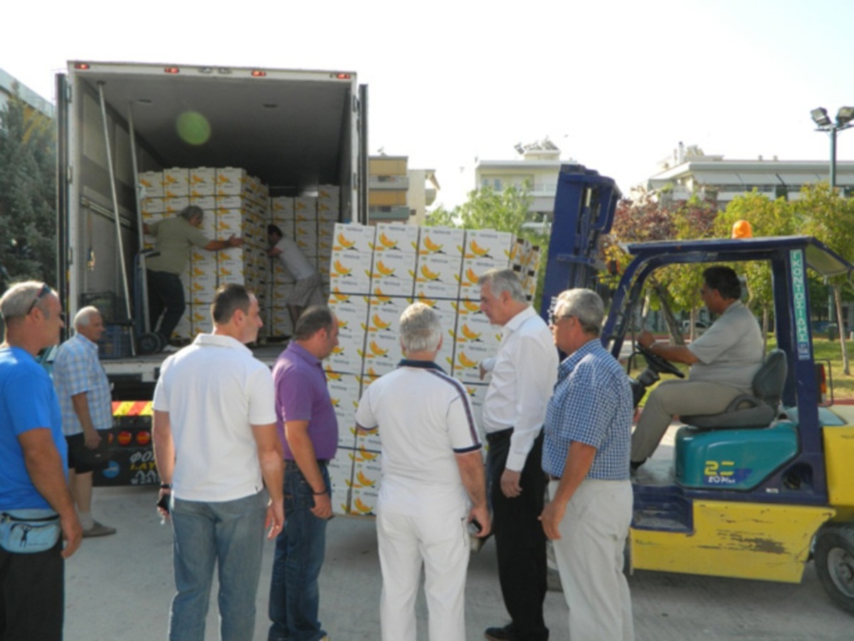 15 τόνους πεπόνια θα μοιράσει αύριο ΔΩΡΕΑΝ ο Δήμος Περιστερίου