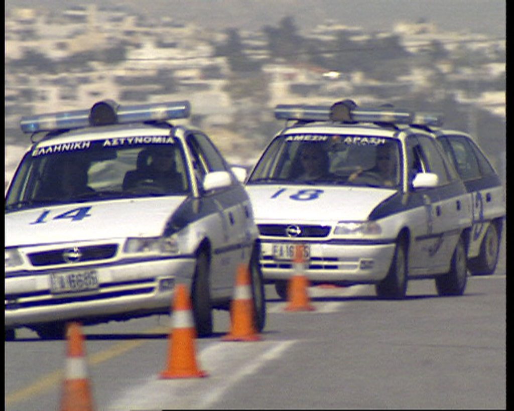 Μυστήριο με την εμπρηστική επίθεση εναντίον λεωφορείου στη Θεσσαλονίκη