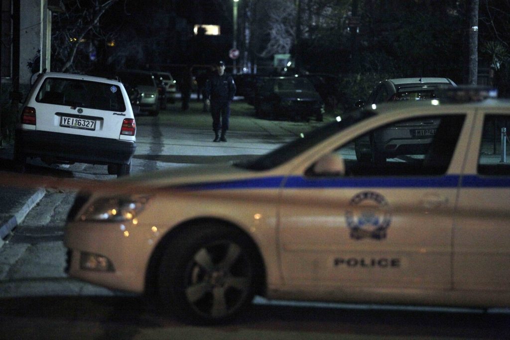 Την απείλησαν με μαχαίρι για να της πάρουν το κινητό