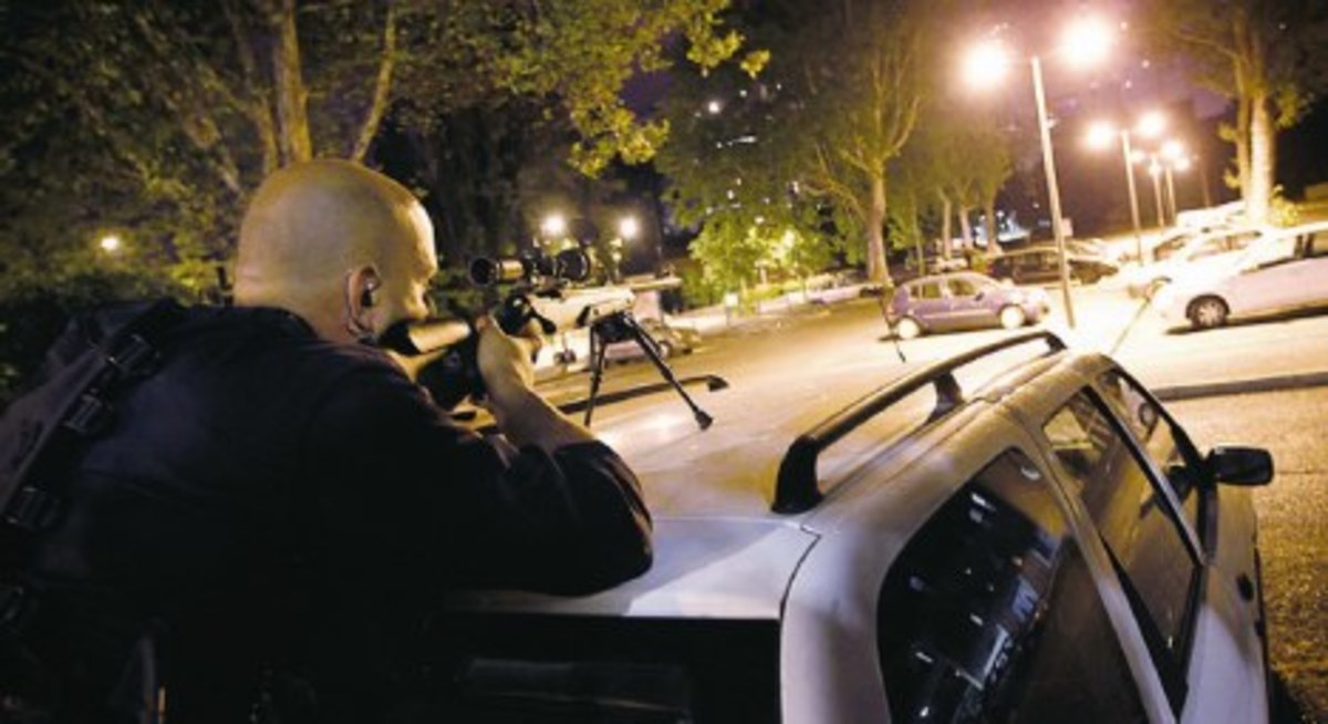 Ελεύθερος σκοπευτής της αστυνομίας σκότωσε  ληστή τράπεζας που κρατούσε ομήρους