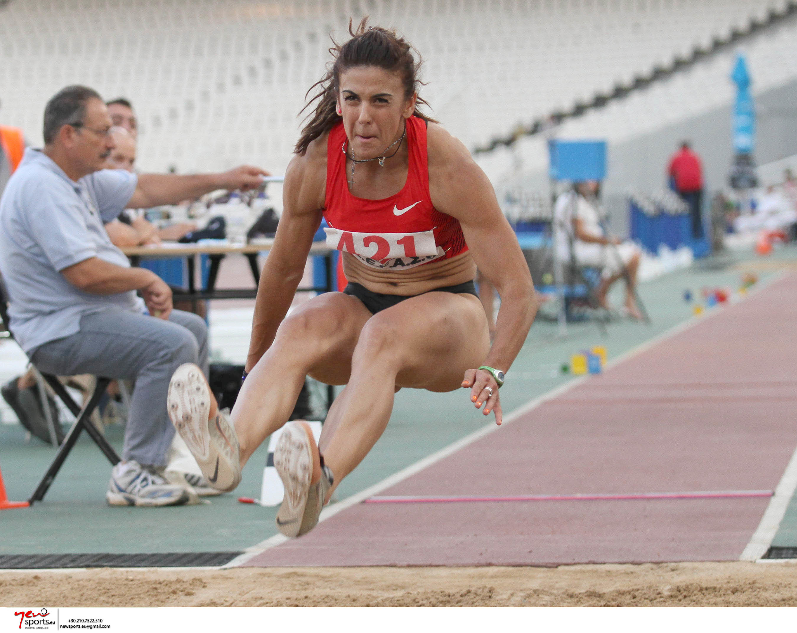 Η Αθανασία Πέρρα