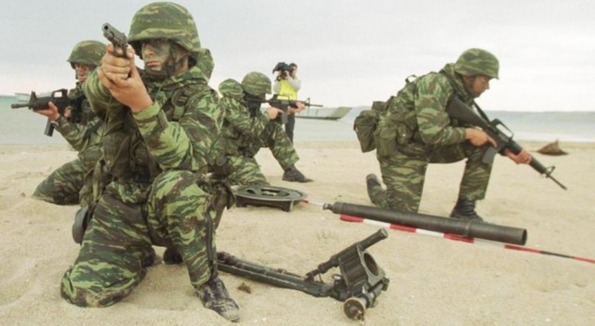 Οι πεζοναύτες αποχαιρετούν μ΄ ένα συγκινητικό κείμενό τους τους τρεις νεκρούς συναδέλφους τους