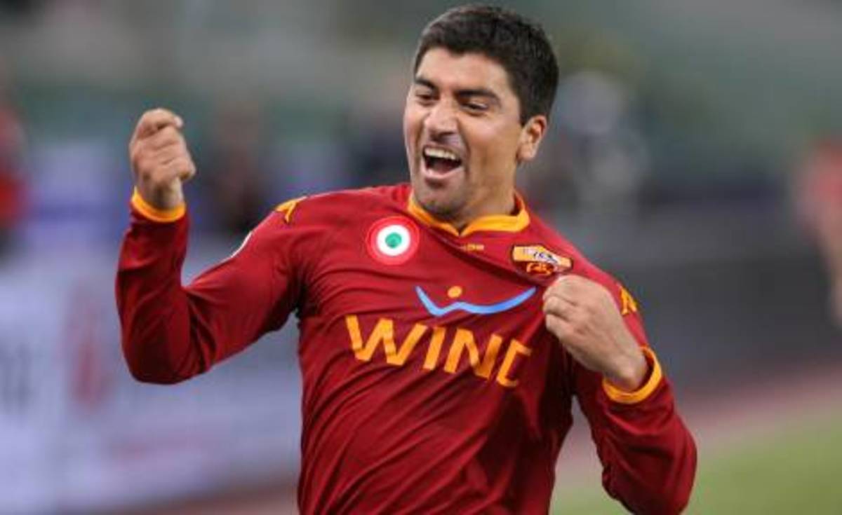 Πλησιάζει στον Ολυμπιακό ο Πιζάρο