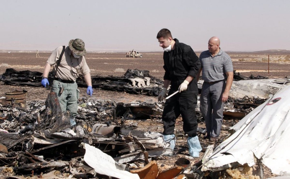 Μηχανικός της EgyptAir “φύτεψε” τη βόμβα στο ρωσικό αεροπλάνο;