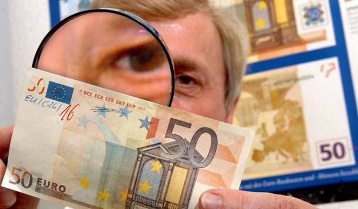 Σπείρα αλλοδαπών ”γέμισε” την αγορά με πλαστά χαρτονομίσματα των 20 ευρώ