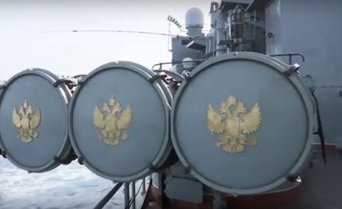 Επίδειξη δύναμης των Ρώσων – Ο φονιάς των υποβρυχίων στη Συρία