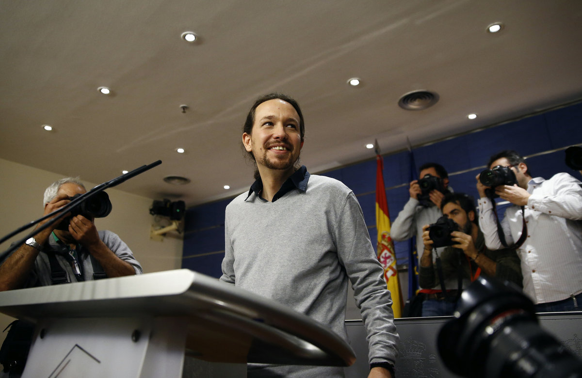Νέα “πόρτα” των Podemos στους Σοσιαλιστές