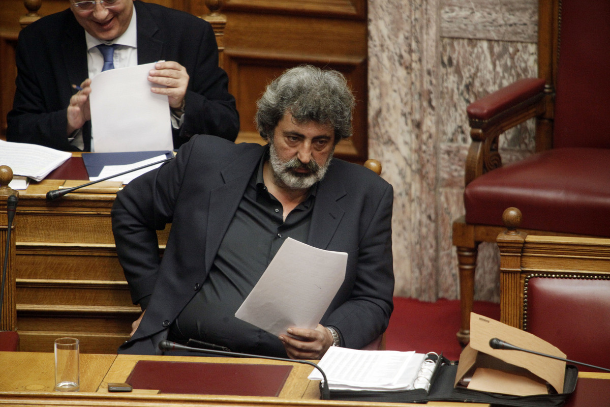 Πολάκης για Χριστοφιλοπούλου: Μου έχει σκοτίσει τον έρωτα!