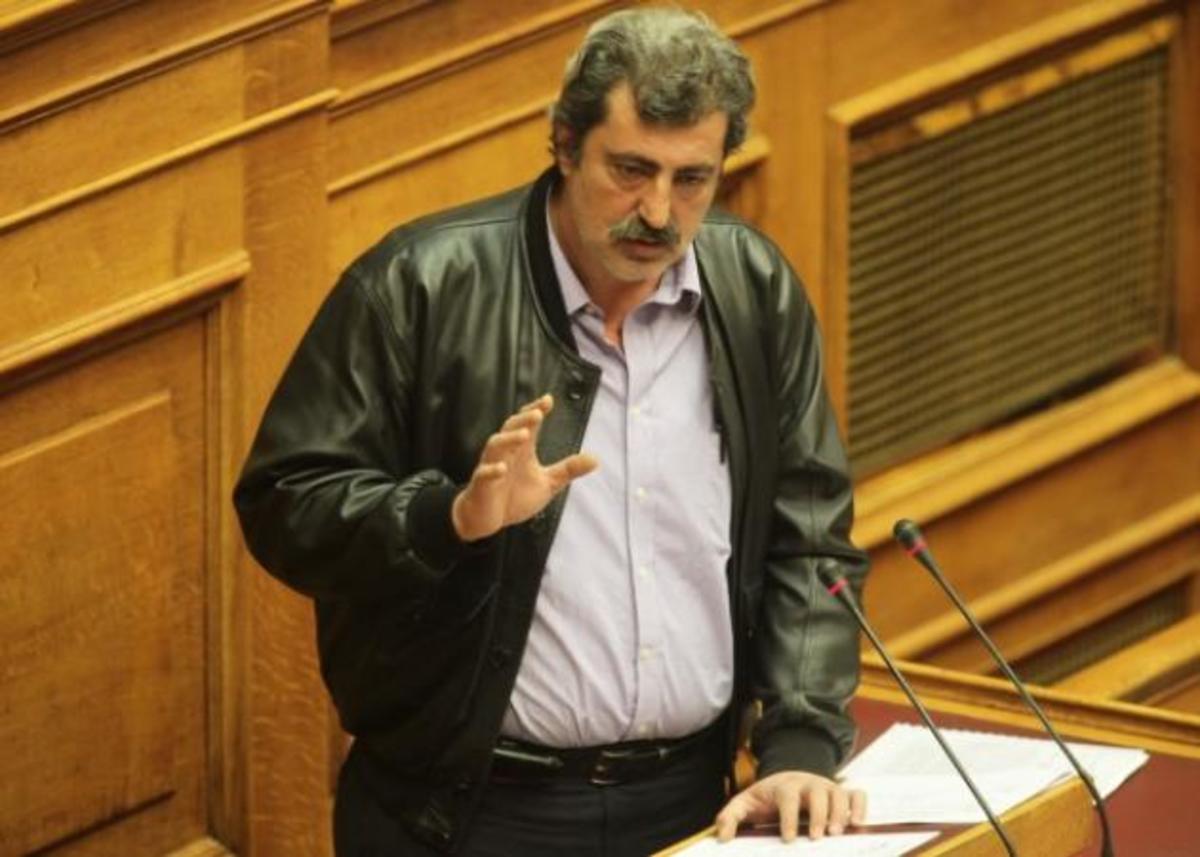Δείτε τις κούκλες κόρες του Παύλου Πολάκη! [pics]