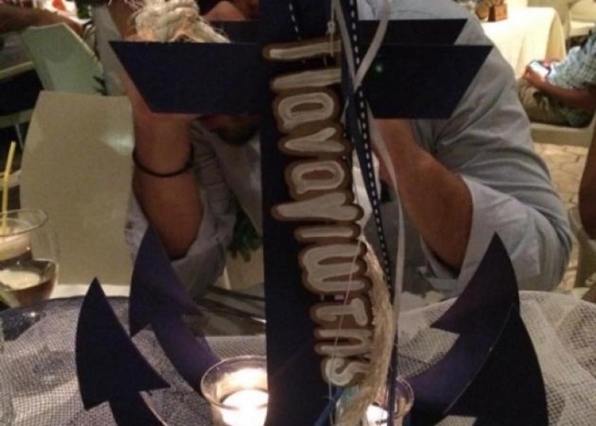 Πασίγνωστη Ελληνίδα βάφτισε τον γιο της στην Κύπρο! Φωτογραφίες