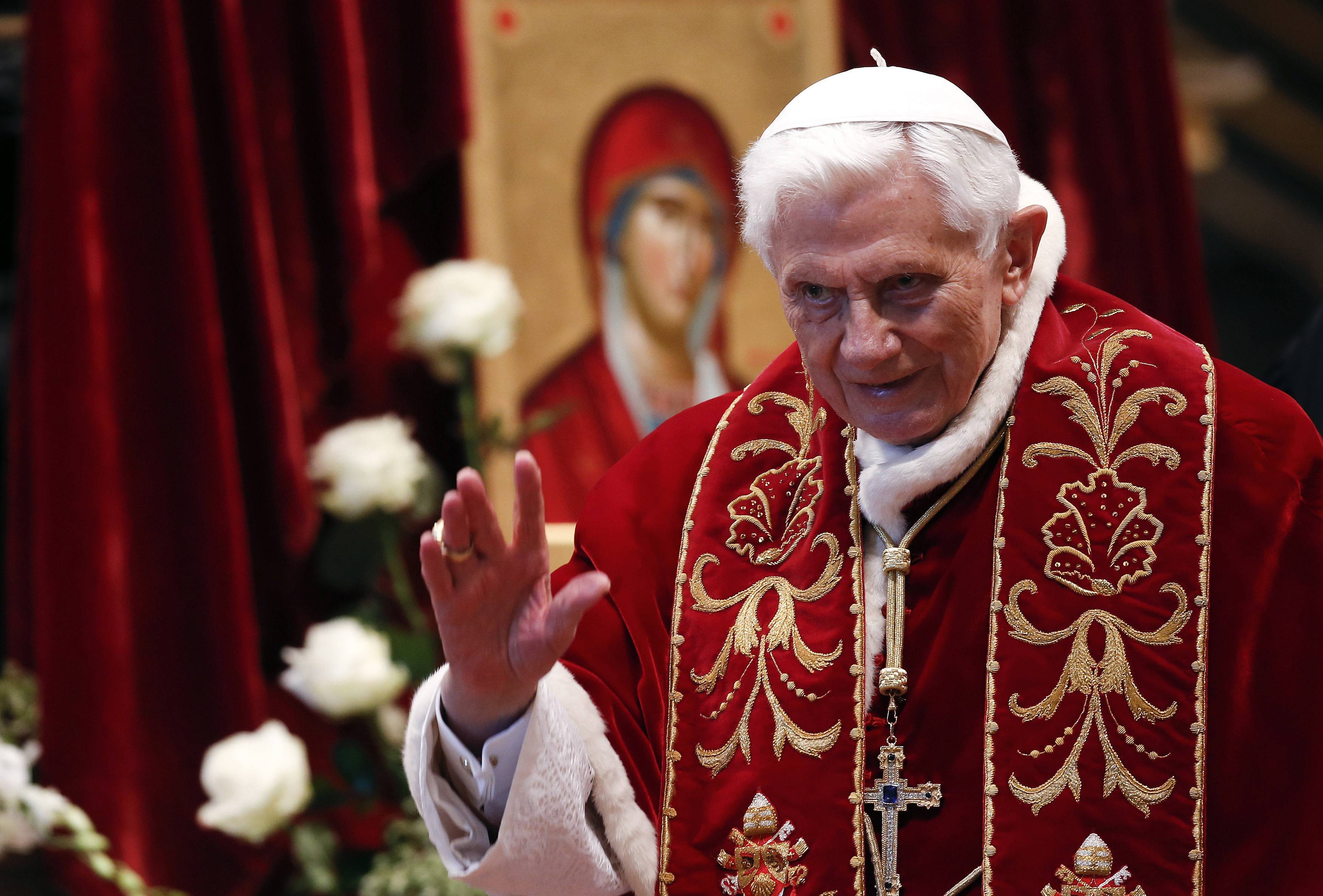 ΒΟΜΒΑ στο Βατικανό! Παραιτείται στις 28 Φεβρουαρίου ο Πάπας Βενέδικτος! “Με εγκατέλειψαν οι δυνάμεις μου”