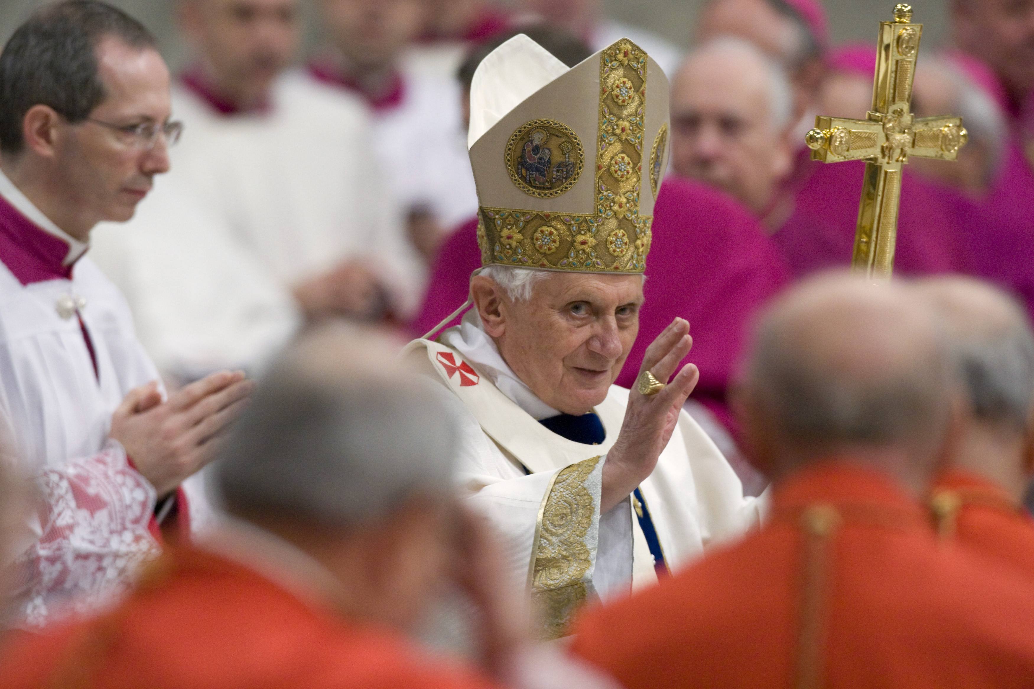 Ο Πάπας Βενέδικτος 16ος στην Πρωτοχρονιάτικη λειτουργία στο Βατικανό
