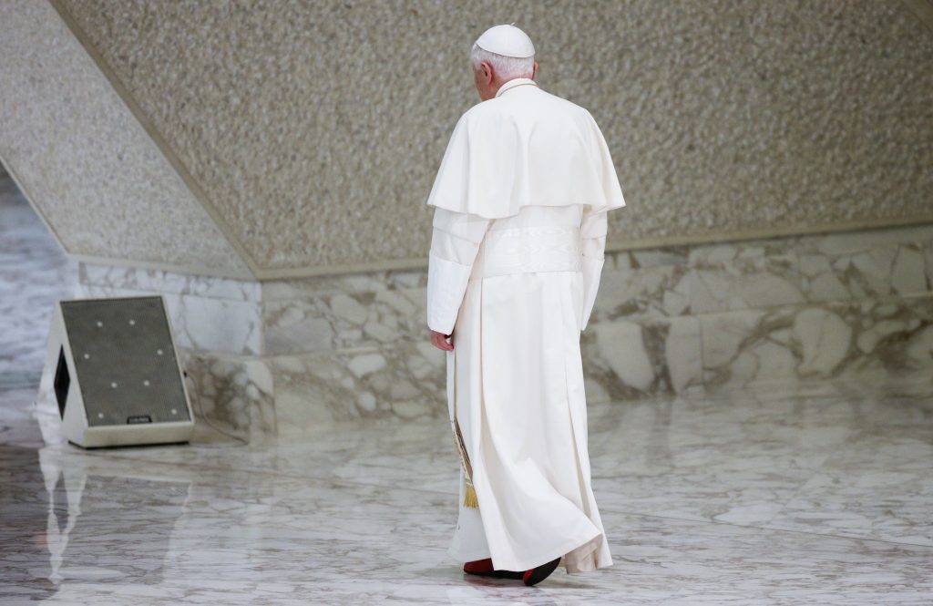 Ο εκπρόσωπος του Πάπα καταδίκασε τις “προκλήσεις” εναντίον των μουσουλμάνων