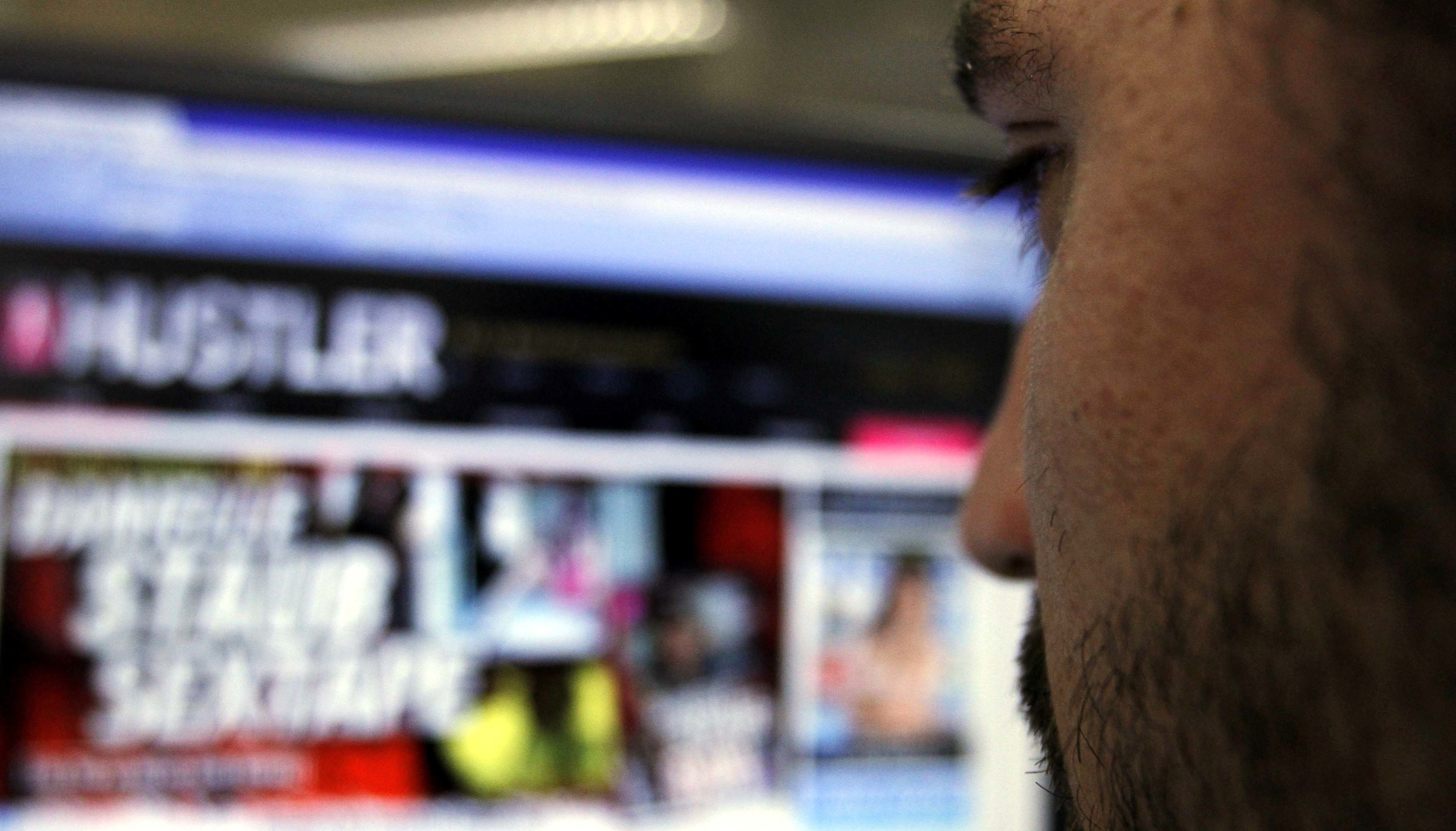 Έταζε… γάμο για να ανεβάζει ροζ βίντεο στο internet!