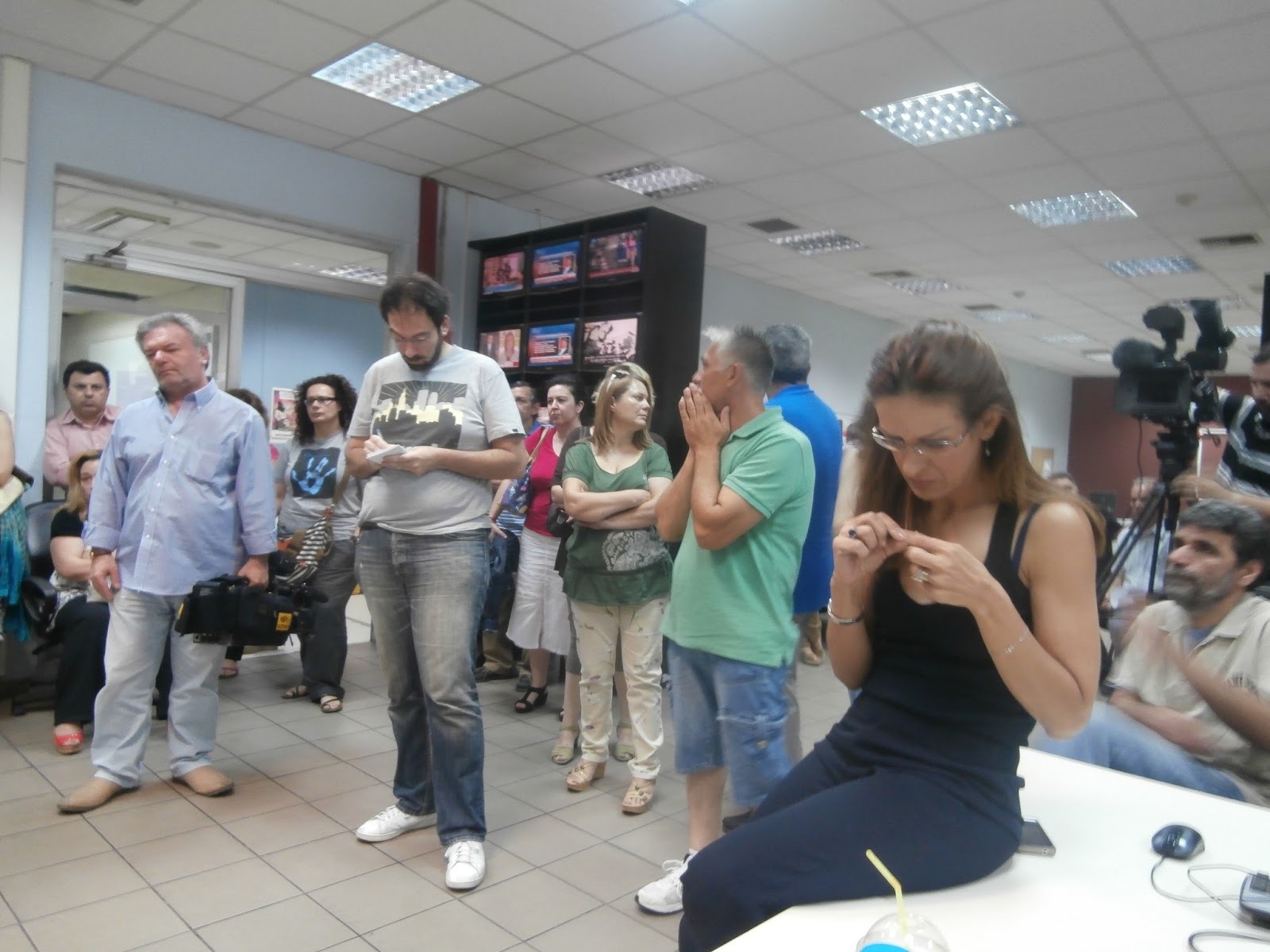 Στουρνάρας: Εκκενώστε την ΕΡΤ – ”Μολών λαβέ” απαντούν οι εργαζόμενοι
