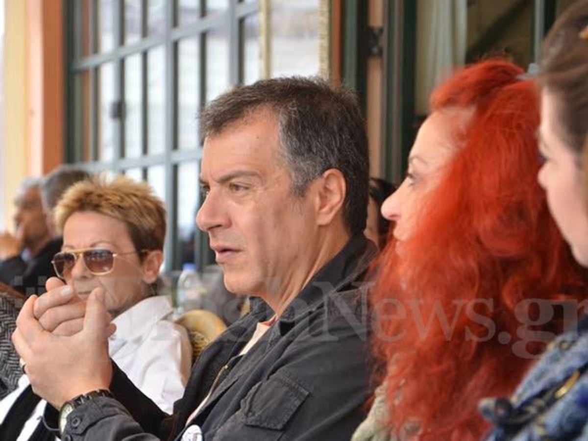 Με φοιτητές, οινοπαραγωγούς και ψαράδες ο Σ. Θεοδωράκης – Δείτε φωτογραφίες