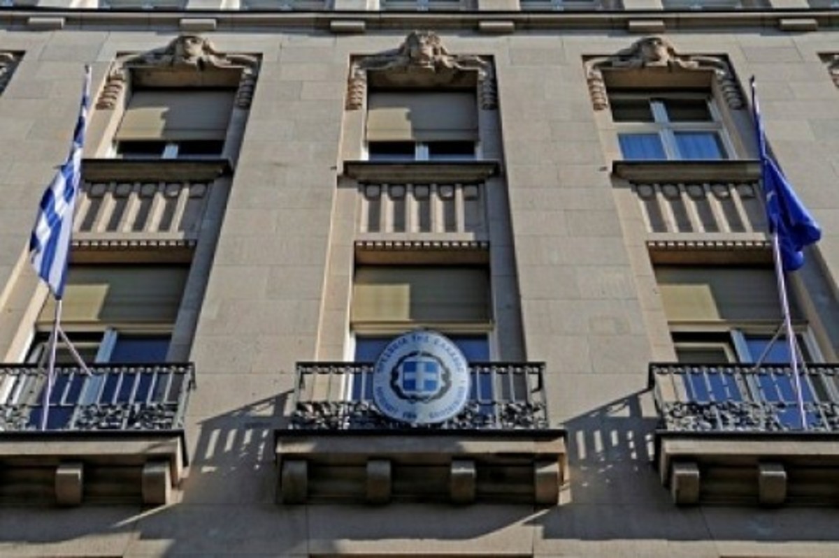 ΥΠΕΞ: Πρόκειται για συνήθη διαδικασία μεταφοράς εισπράξεων των προξενικών μας αρχών