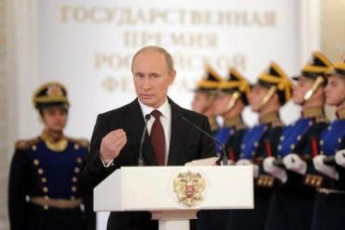 Πούτιν: Να αυξηθεί η ρωσική στρατιωτική παρουσία στην Αρκτική