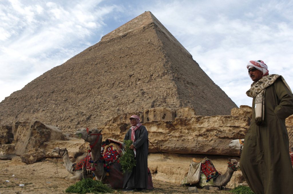 Δύο σημαντικές ανακαλύψεις έκαναν Αιγύπτιοι αρχαιολόγοι στο Λούξορ και την Ντακαλέγια