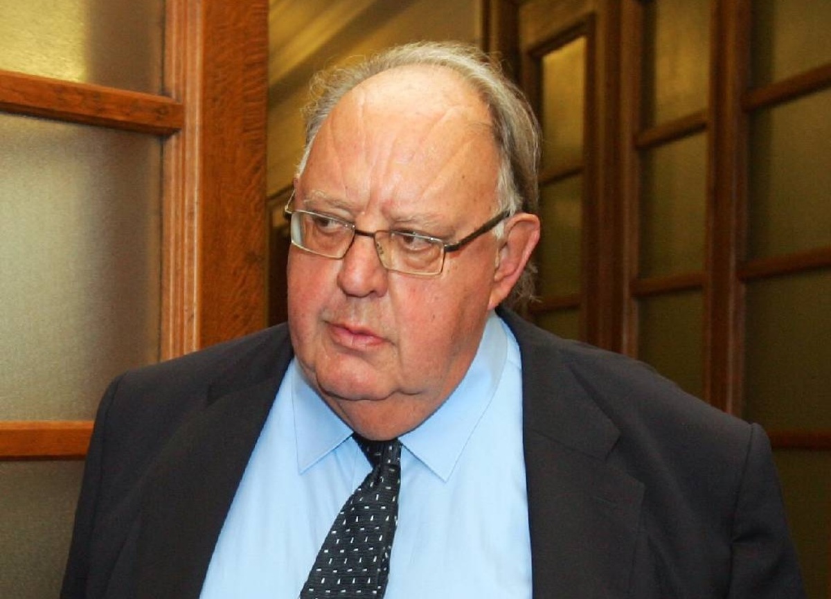 Επίθεση Πάγκαλου στον Αρβανίτη: “Είναι φανατικός, στρατευμένος, χωρίς ταλέντο και με αδιάφορη εκπομπή”!