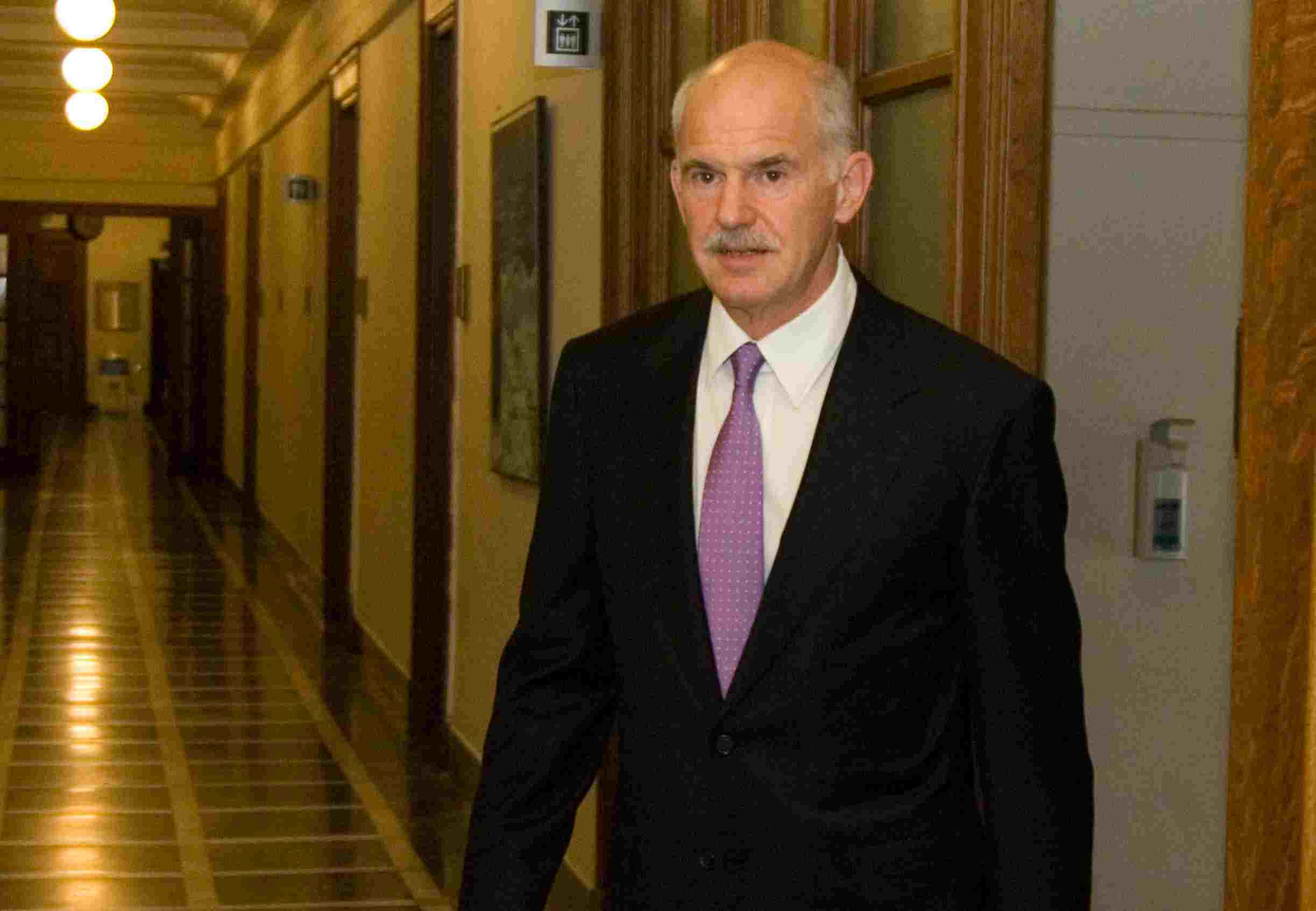 Παπανδρέου: “Η μάχη είναι να αποφύγουμε τη χρεοκοπία”